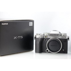 FUJI X-T5 SILVER SCATTI EFF. 7269