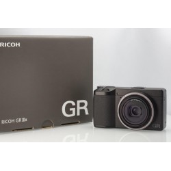 RICOH GR IIIX