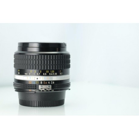 NIKON AI-S 24MM F2,8