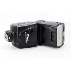 NIKON FLASH SB-700