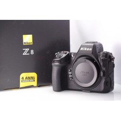 NIKON Z8 CORPO SCATTI EFF. 897