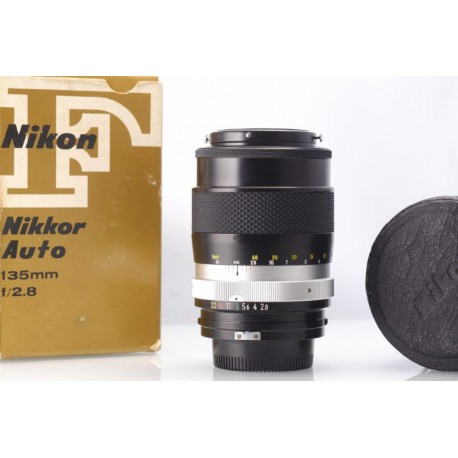 NIKON AI NIKKOR-Q 135MM F2,8