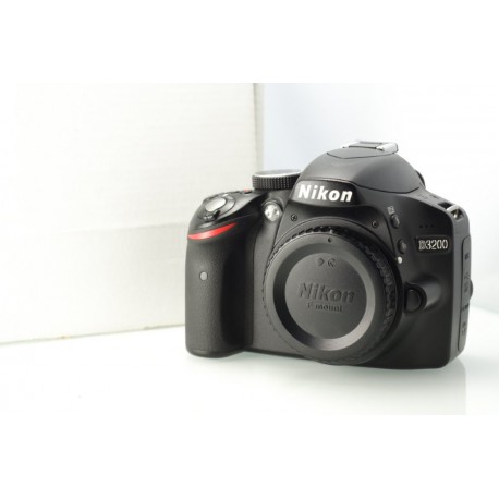 NIKON D3200 CORPO SCATTI EFF. 13507
