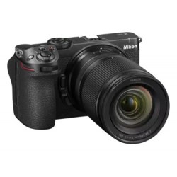 NIKON Z5 IIC + 24-105 F:4-7,1 BLACK